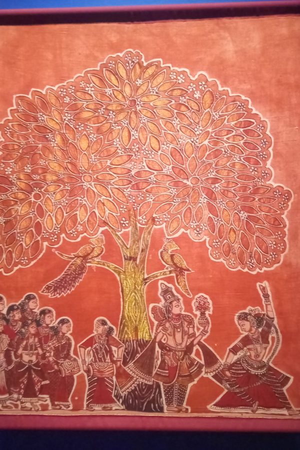 Textile artistry of India celebrated in Sutr Santati exhibition